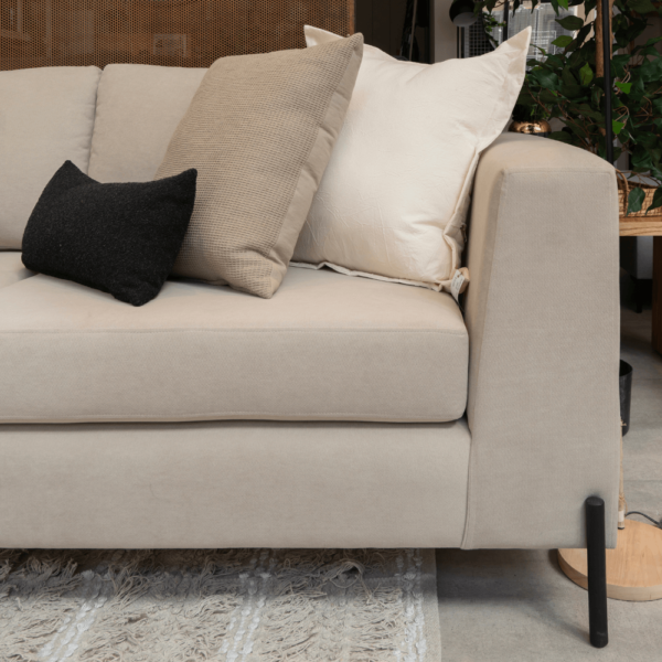 Sofa Bruselas SOFÁ BRUSELAS BRAZO ANCHO Y PATAS ZANCO DE HIERRO