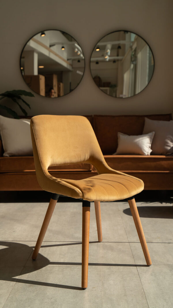 Sillas VT Patas de madera