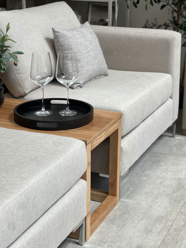 SOFÁ 2 módulos con patas cromadas